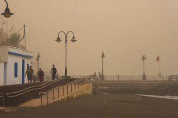 Telde advierte del peligro del baño en las playas del municipio (Foto Antonio Rico)